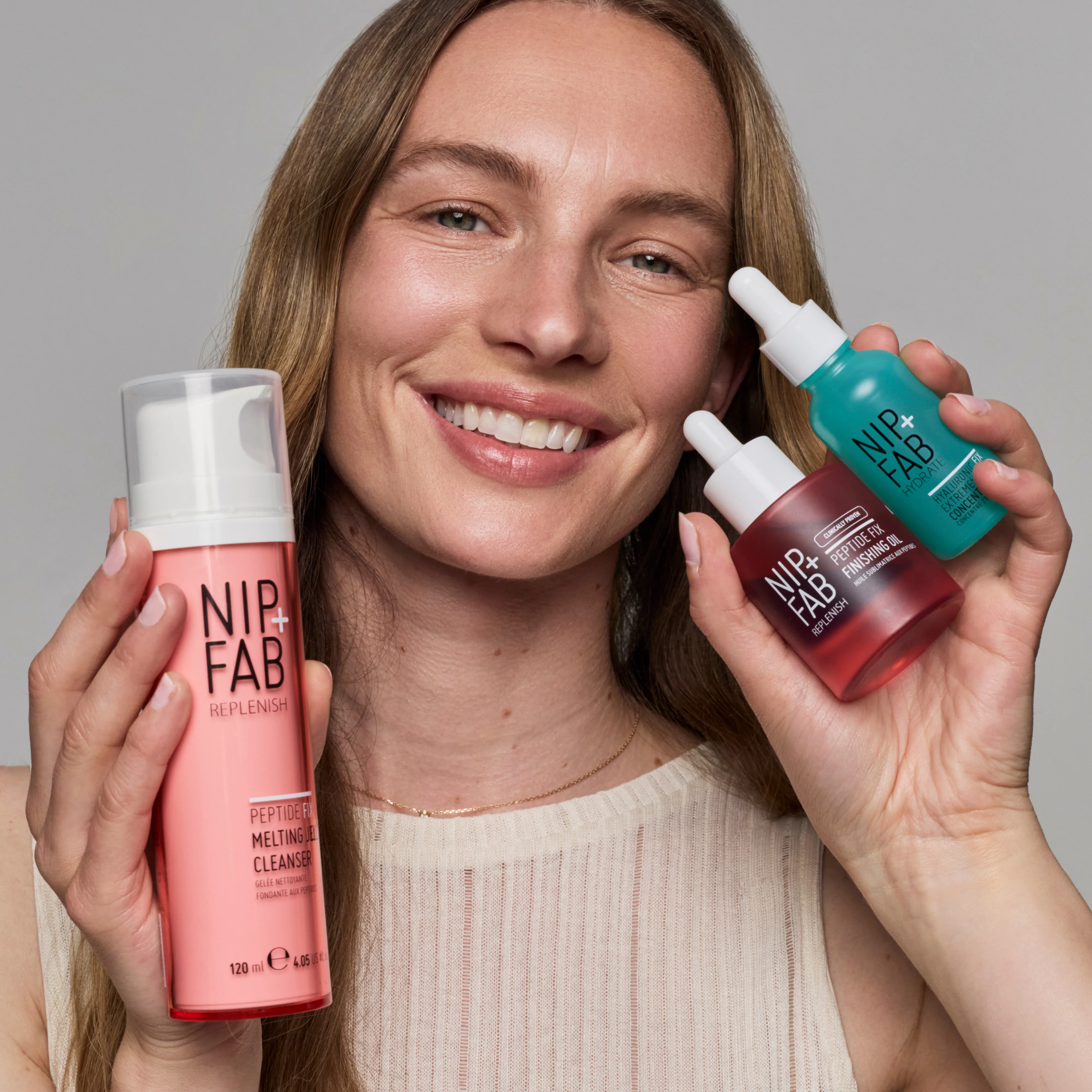 Peptide glow essentials kit - Suitable for all skin types - Image 2